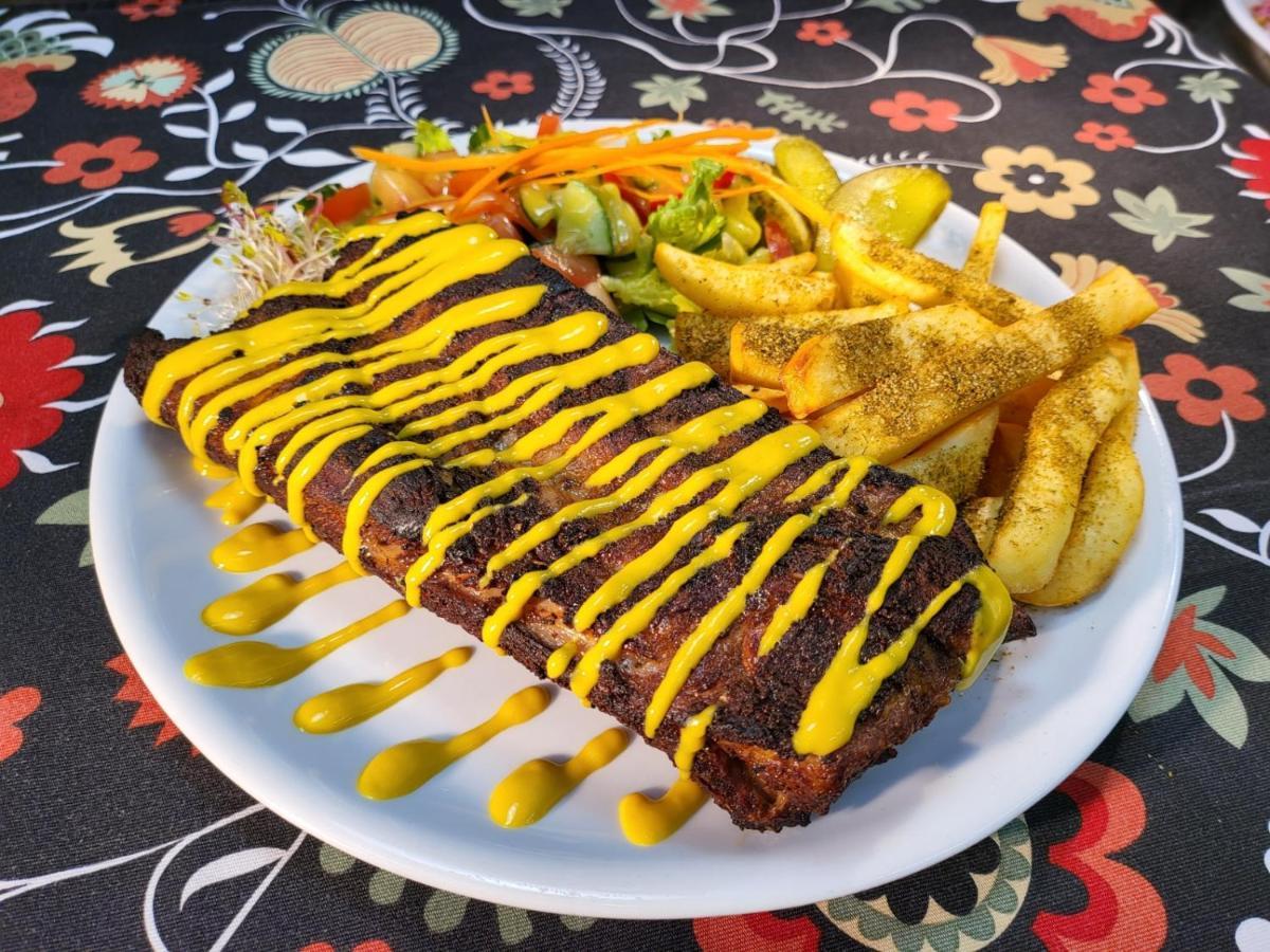 Zajazd Gniewko Mala Karczma 외부 사진