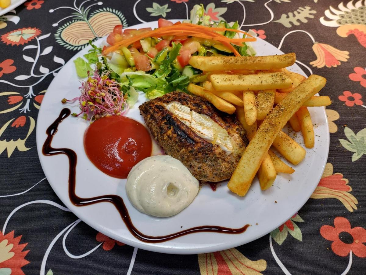Zajazd Gniewko Mala Karczma 외부 사진