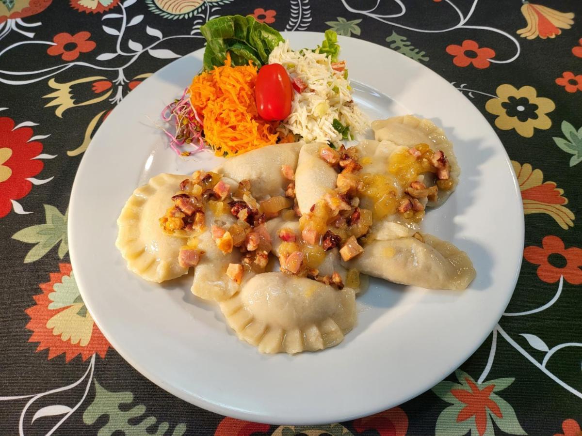 Zajazd Gniewko Mala Karczma 외부 사진